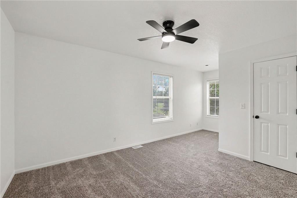 1112 E 81st Street Property Photo 12