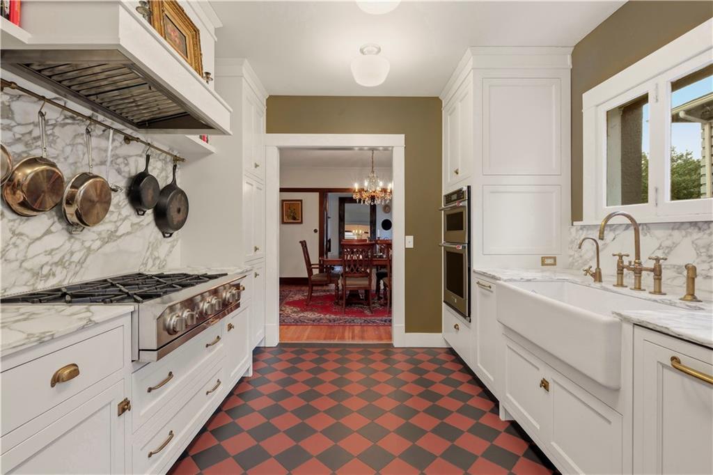 3211 Windsor Avenue Property Photo 4