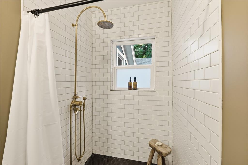 3211 Windsor Avenue Property Photo 29
