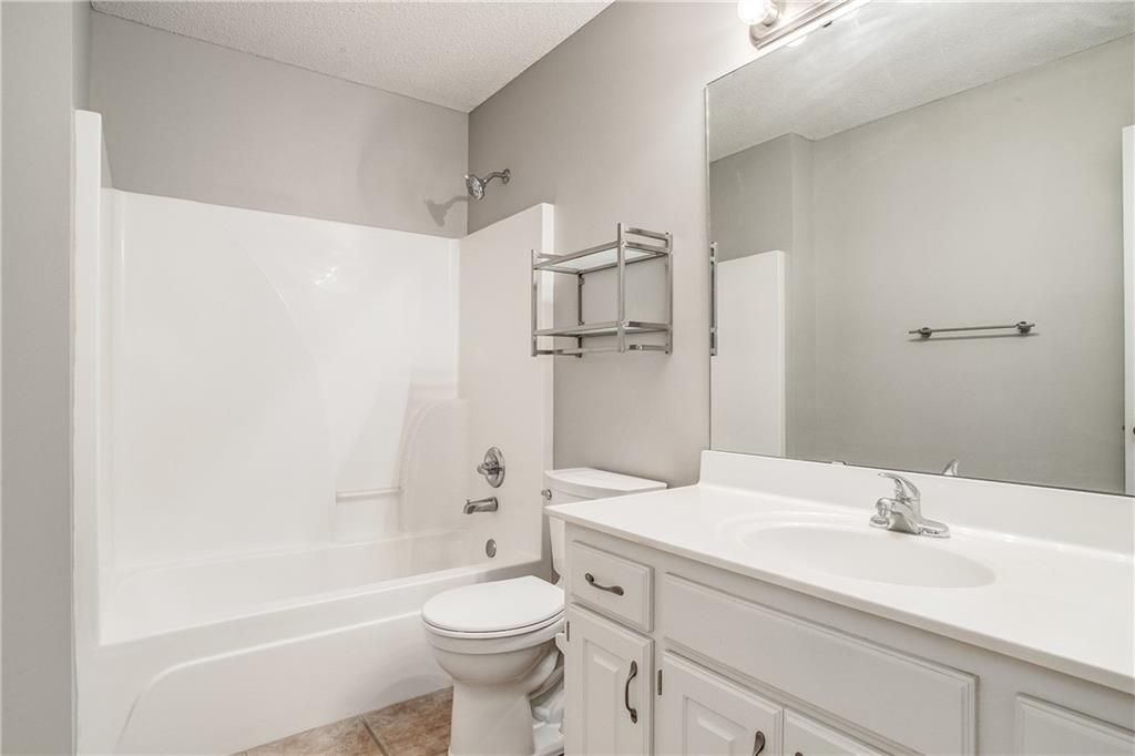 1324 Se Dalton Circle Property Photo 13