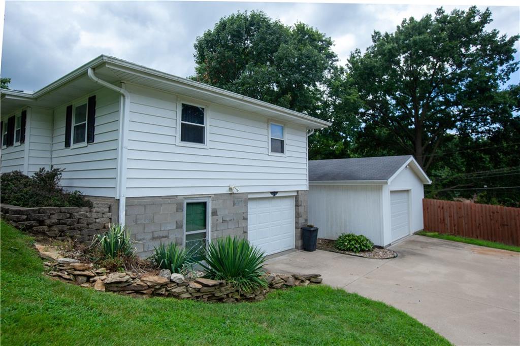 5902 Pleasant Avenue Property Photo 38