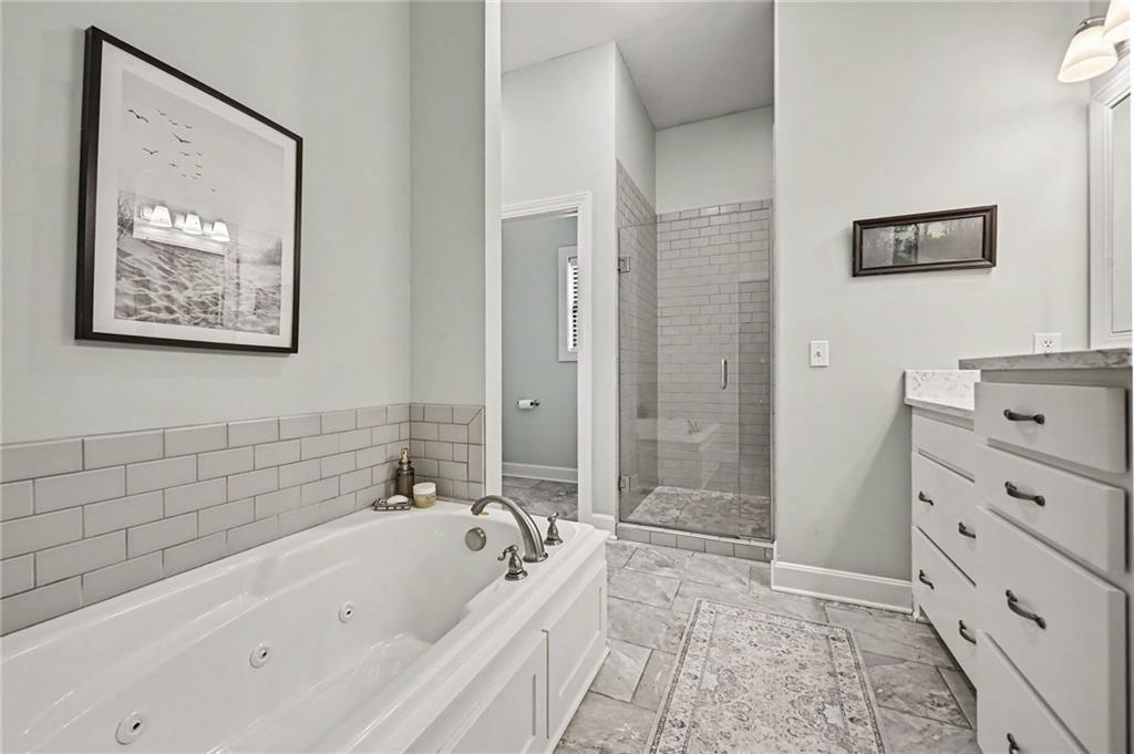 701 Indian Trail Court Property Photo 19