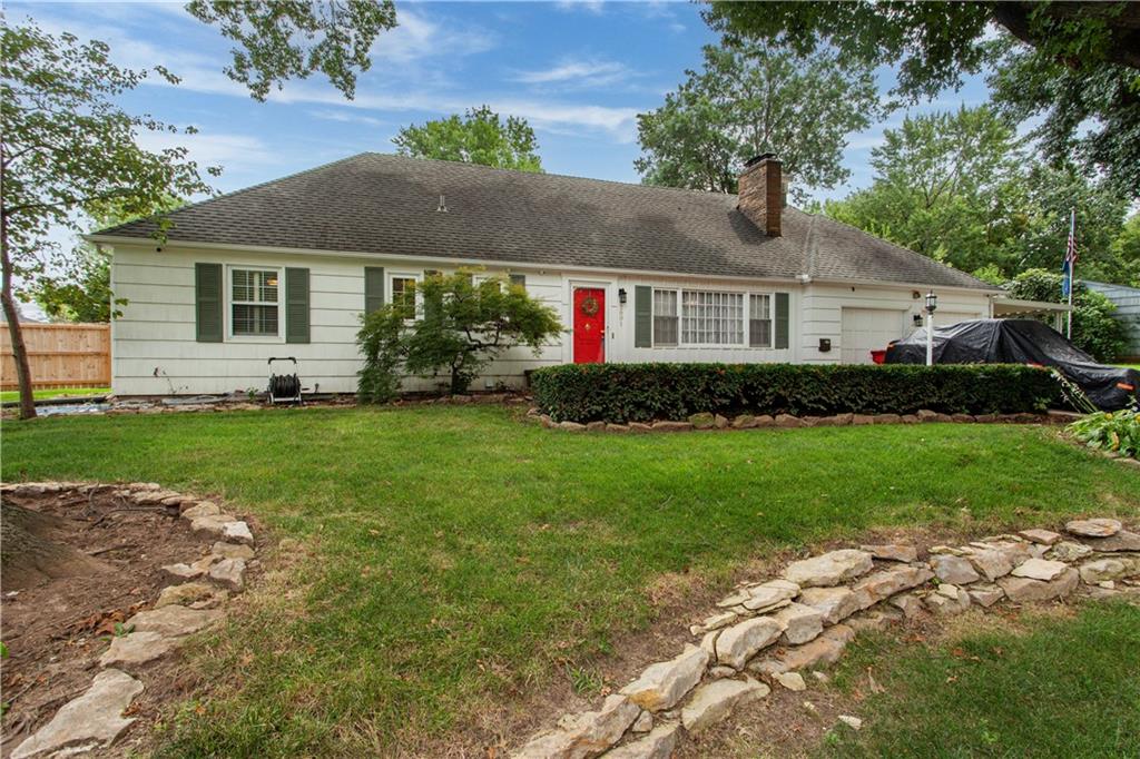 2801 S Overton Avenue Property Photo 1