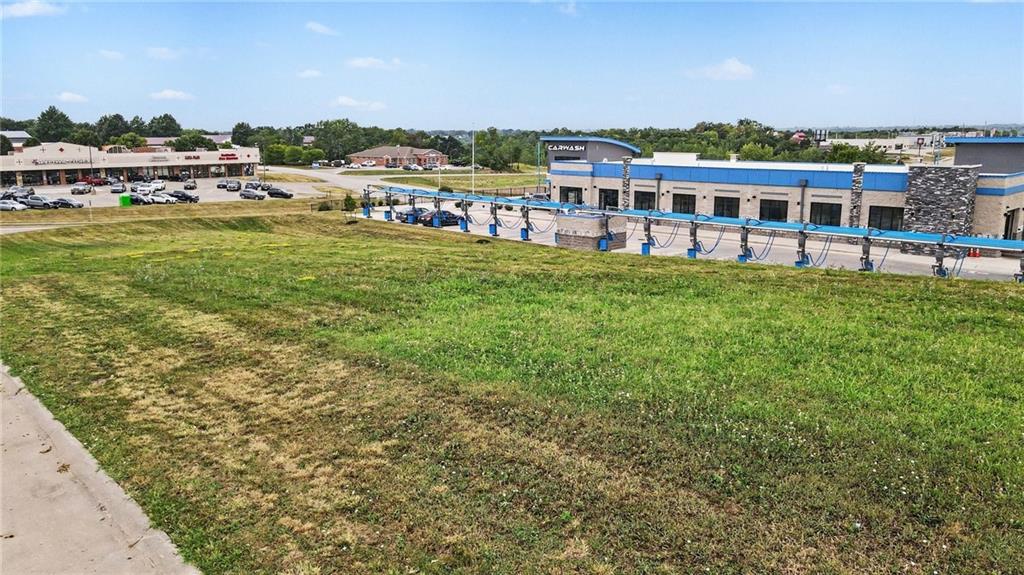 000 N 169 Highway Property Photo 17