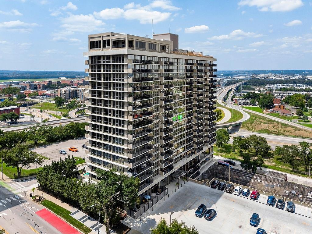 600 E Admiral Boulevard Property Photo 19