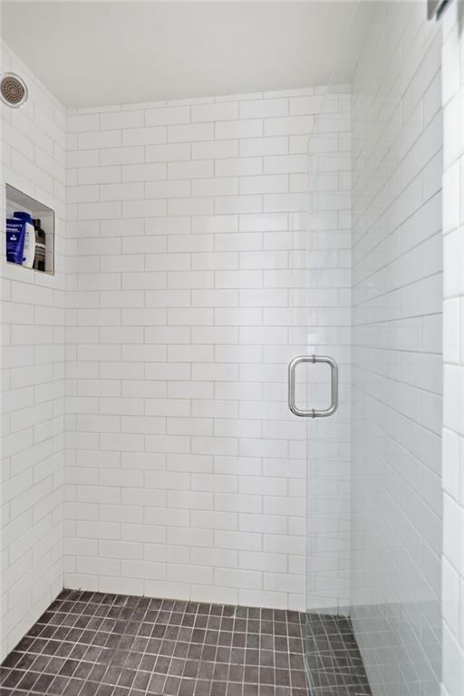 416 E 66th Terrace Property Photo 21