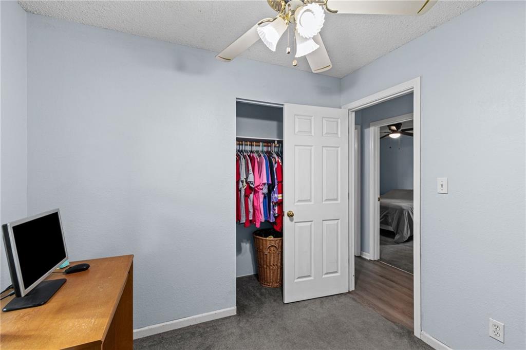 1905 S Speas Drive Property Photo 13