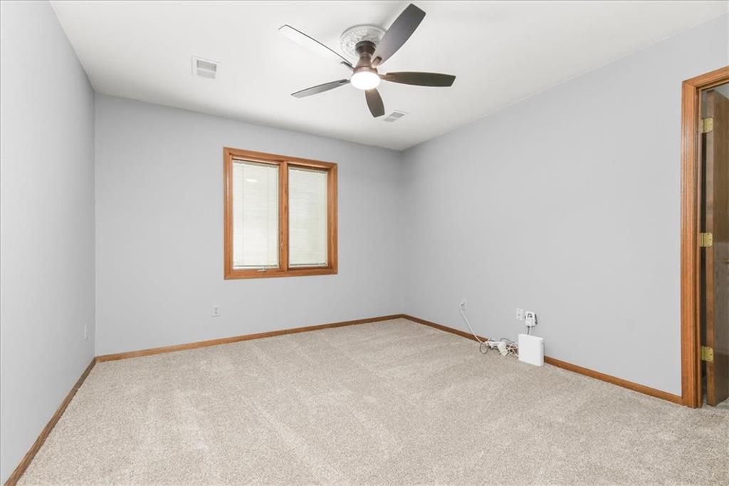 2525 Se Nottingham Drive Property Photo 31