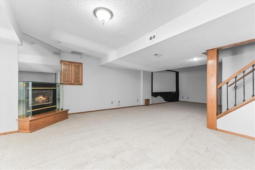 2525 Se Nottingham Drive Property Photo 36