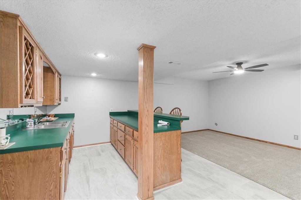 2525 Se Nottingham Drive Property Photo 38