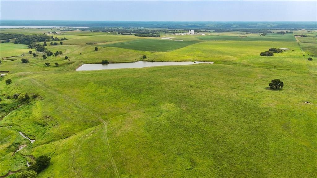198 N 1250 Road Property Photo 34