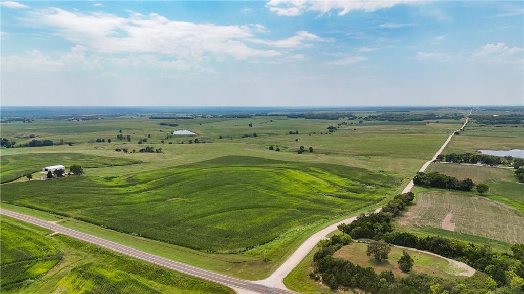198 N 1250 Road Property Photo 46
