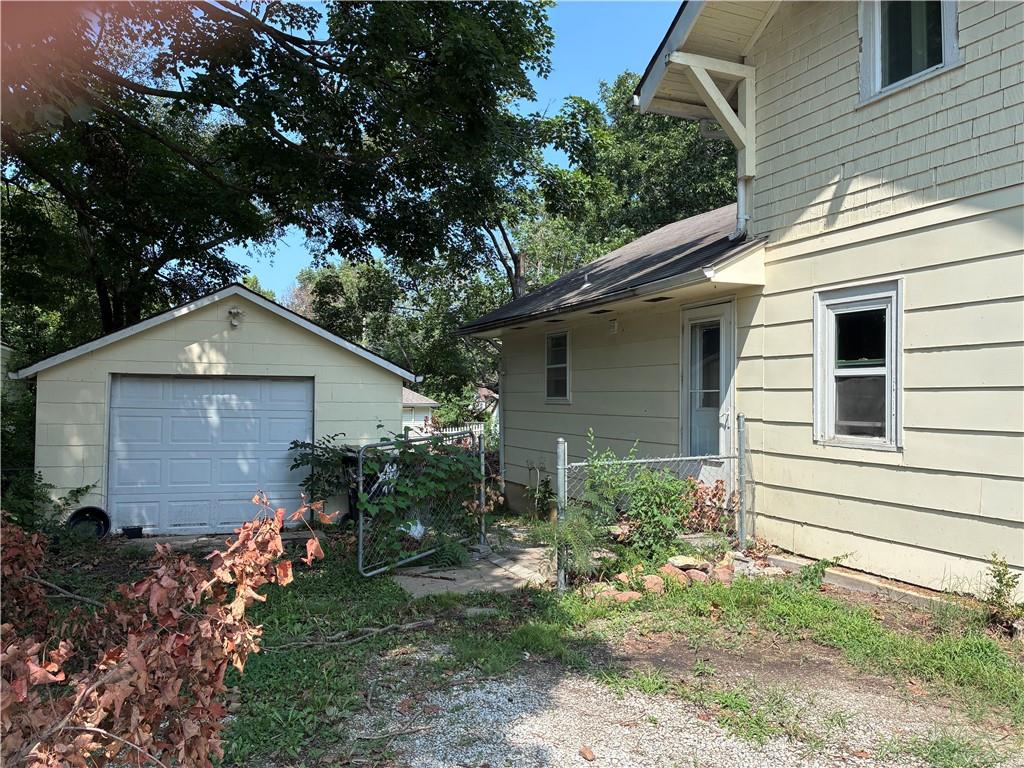 1104 S Independence N/a Property Photo 5