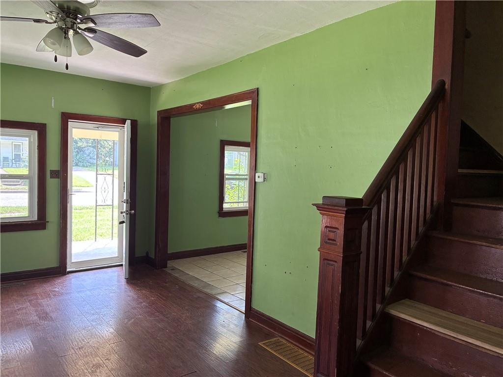 1104 S Independence N/a Property Photo 7