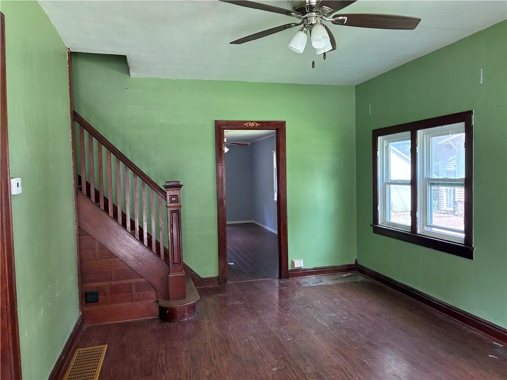 1104 S Independence N/a Property Photo 9