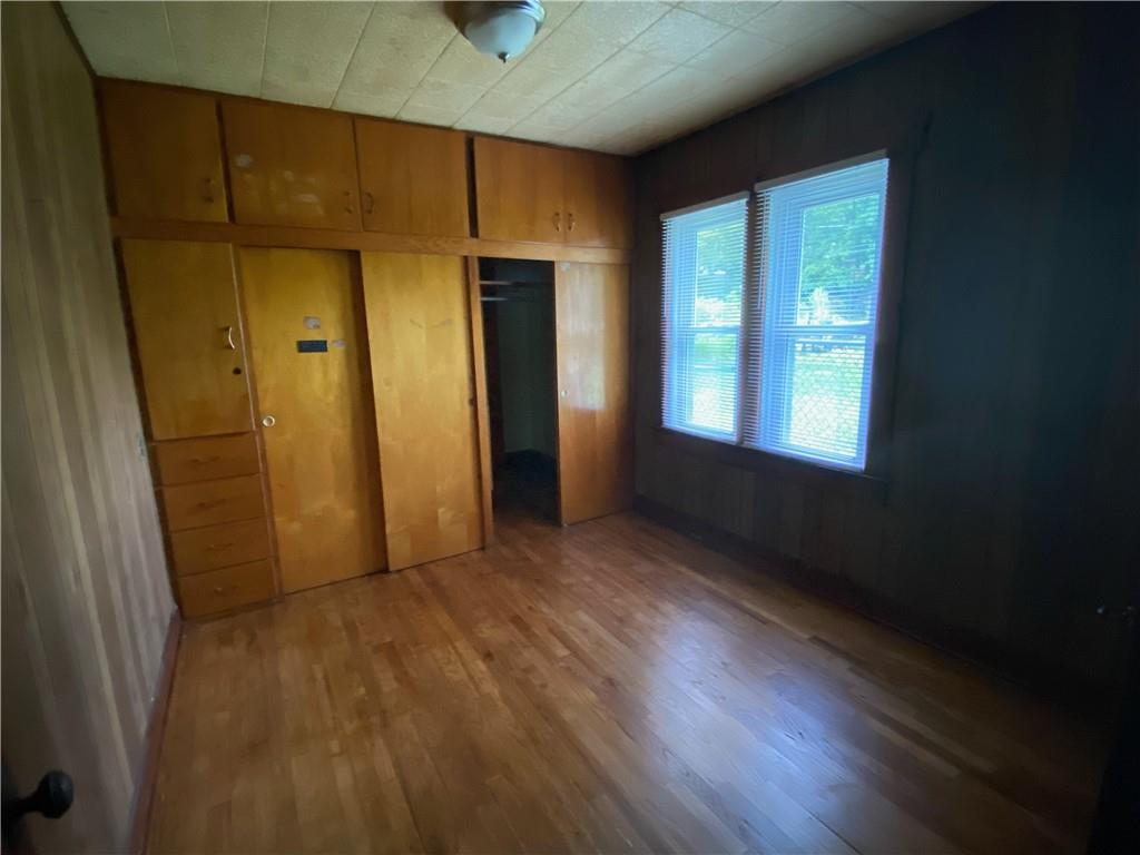 2701 Parallel Avenue Property Photo 6