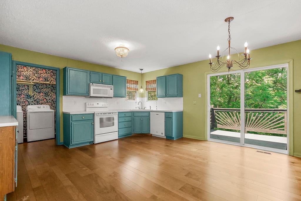 1704 Hunter Drive Property Photo 8