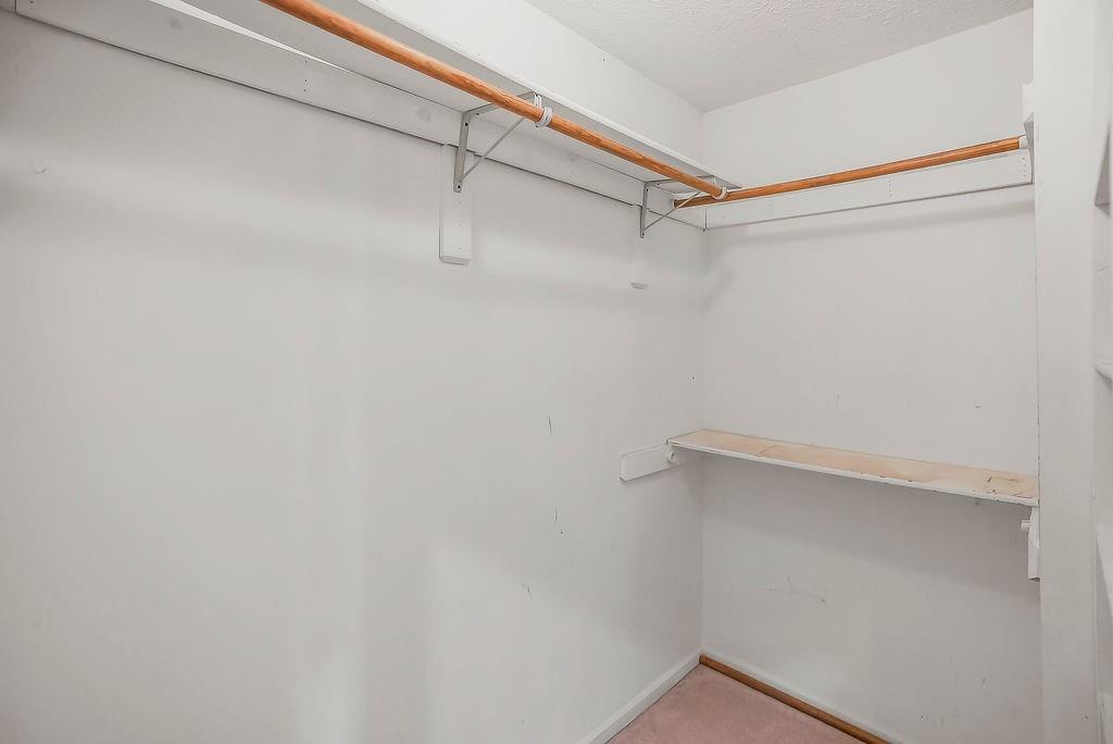 1704 Hunter Drive Property Photo 20