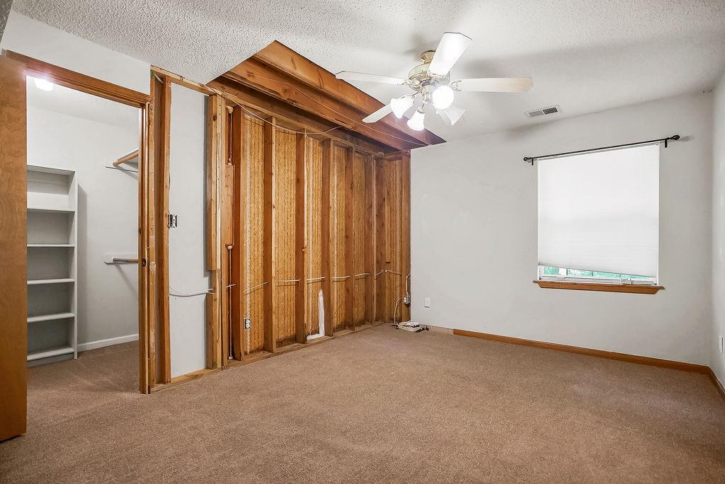 1704 Hunter Drive Property Photo 23