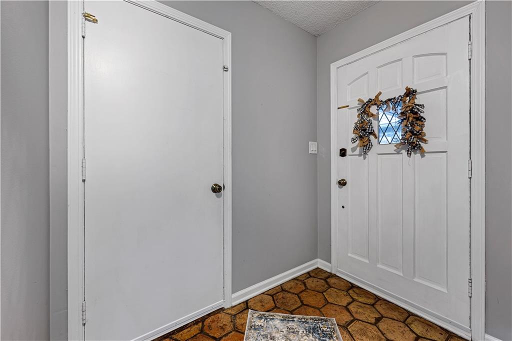 10225 Conser Street Property Photo 3