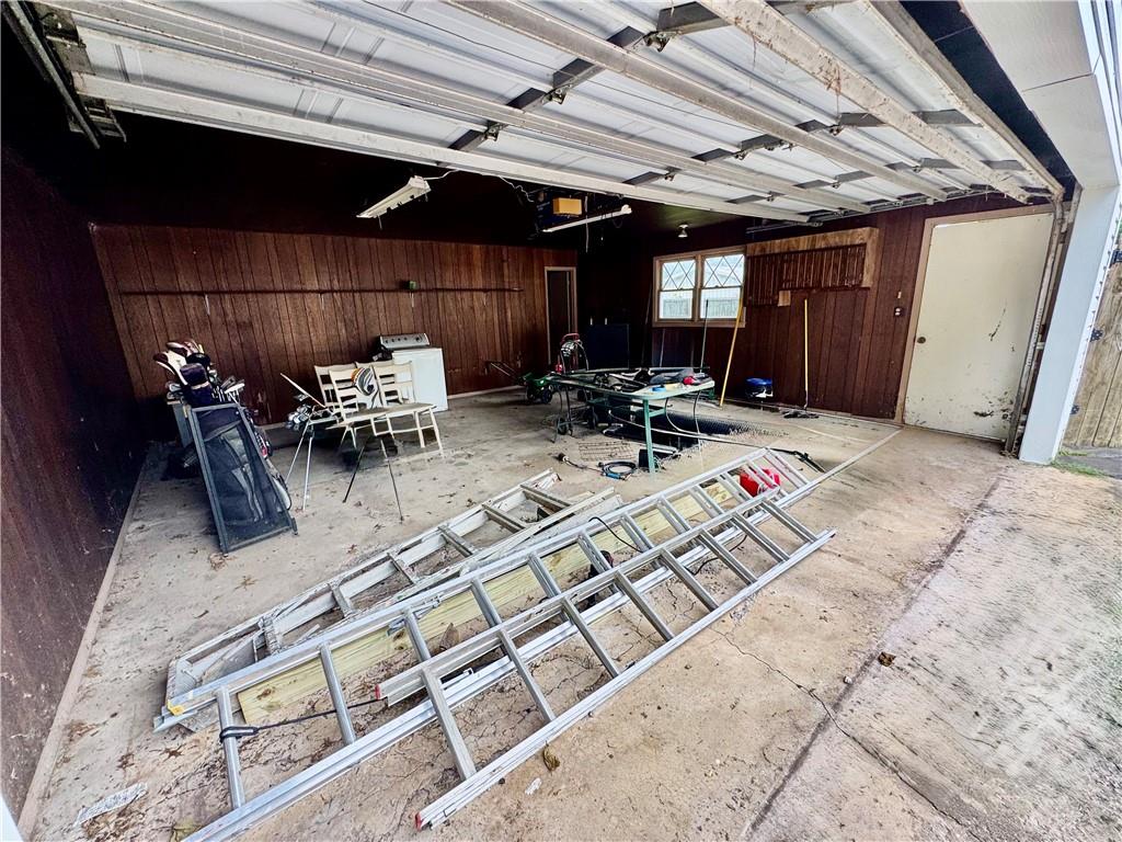805 S 2nd Street Property Photo 4