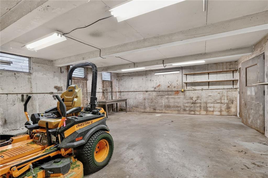 16904 Kentucky Road Property Photo 33