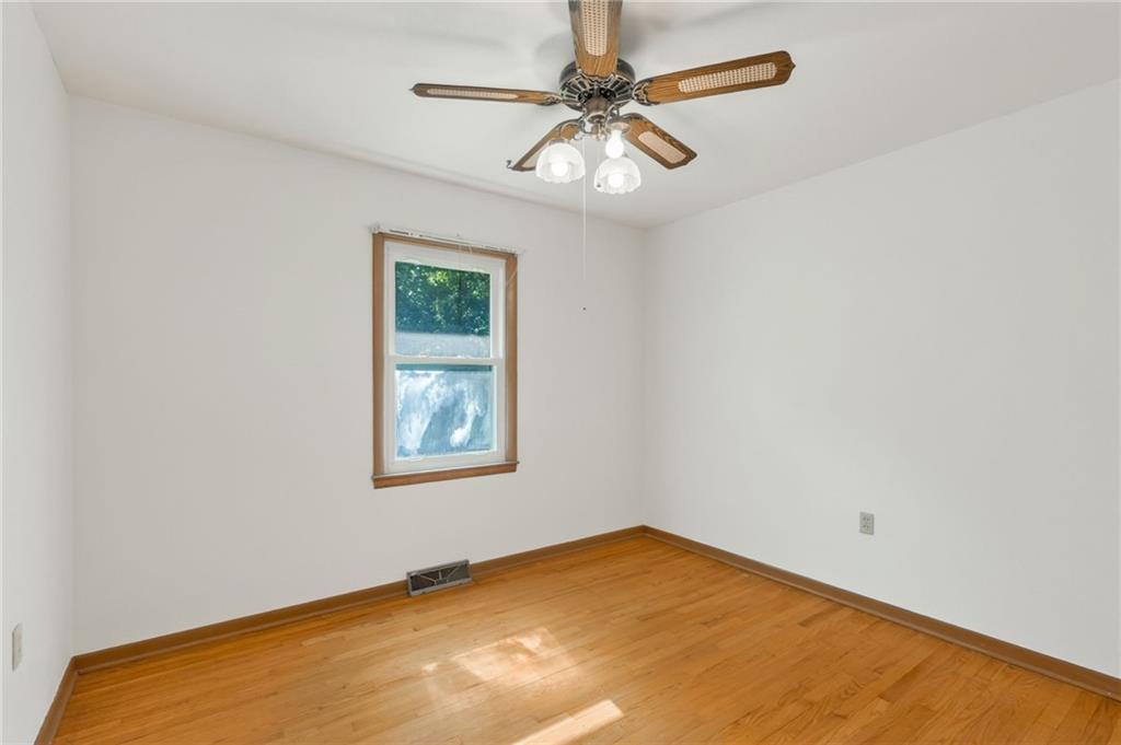 28 Forest Lane Property Photo 16