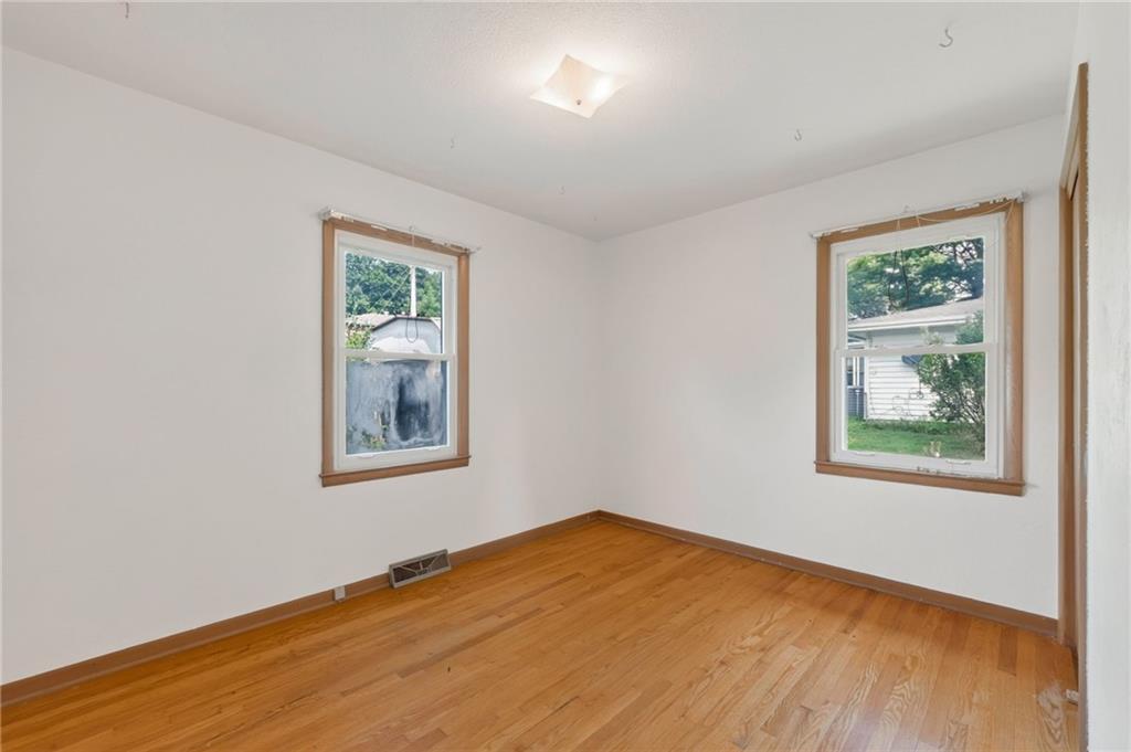 28 Forest Lane Property Photo 20