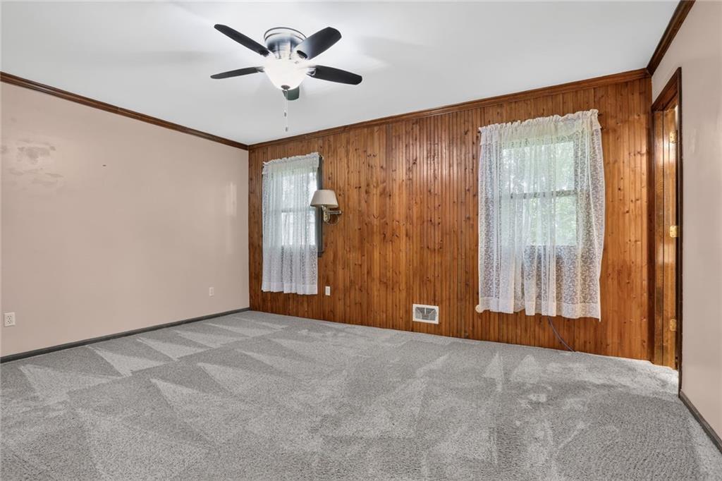 1113 S Valley Road Property Photo 8