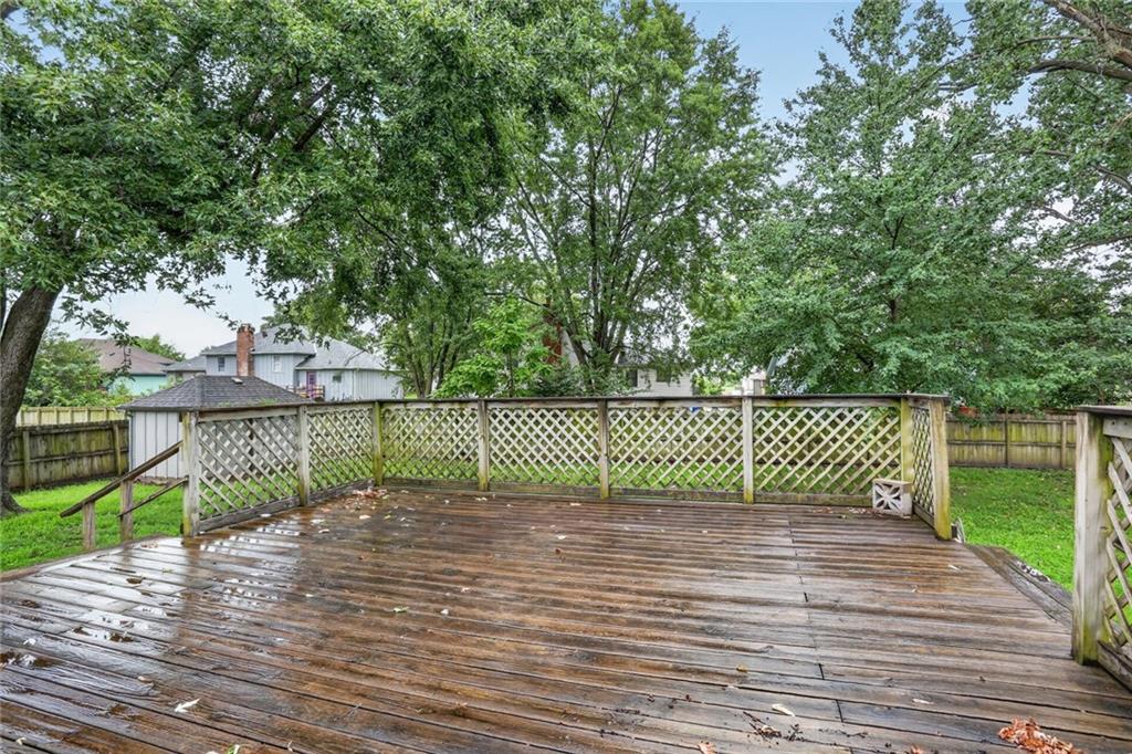 1113 S Valley Road Property Photo 13