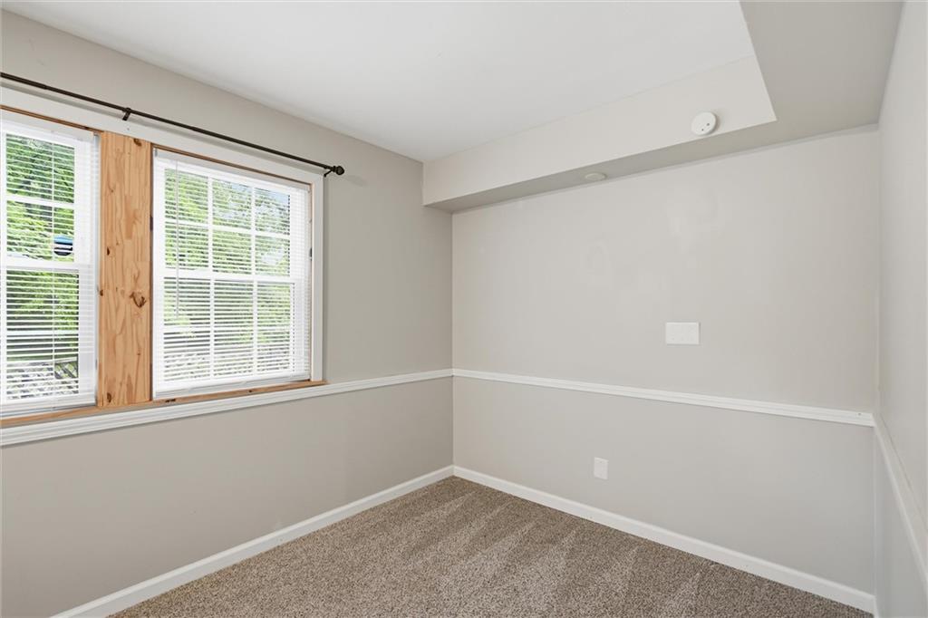 2514 Ne 76th Street Property Photo 14