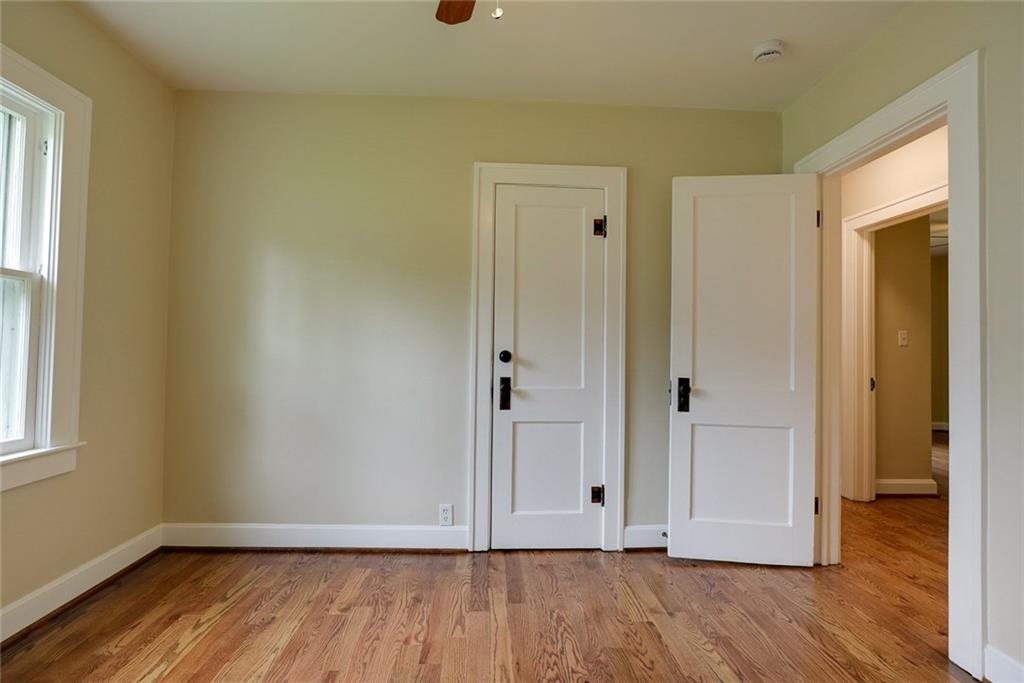 714 E Gudgell Avenue Property Photo 12