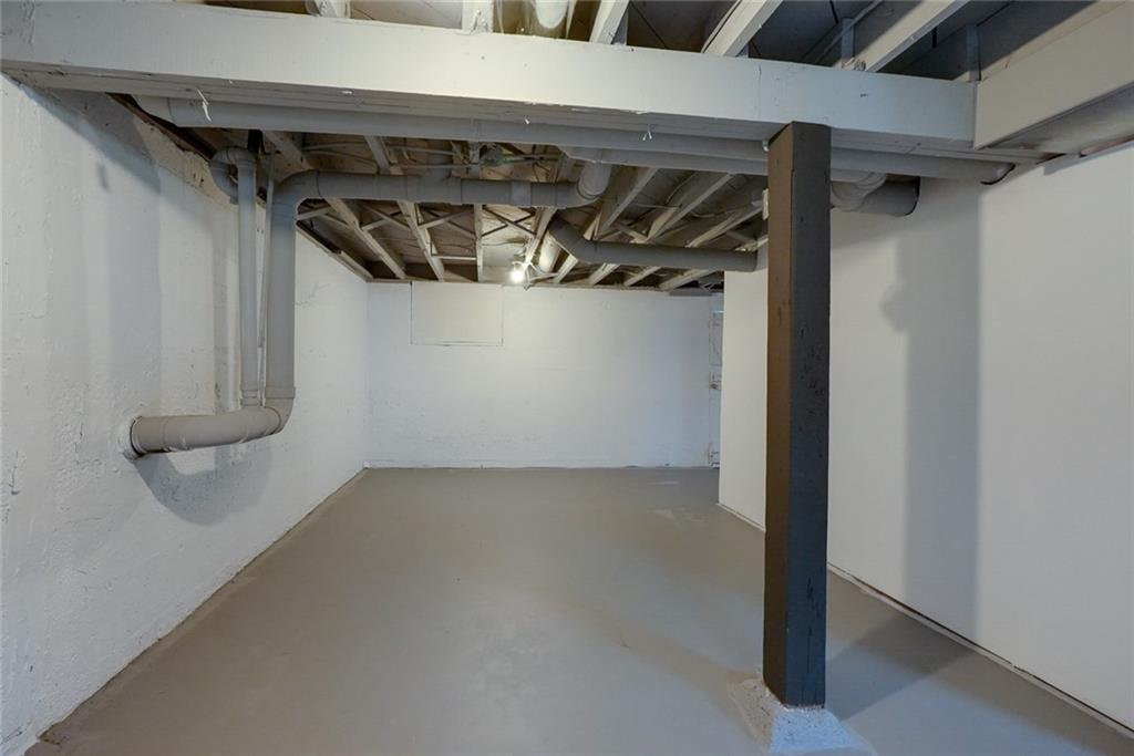 714 E Gudgell Avenue Property Photo 25