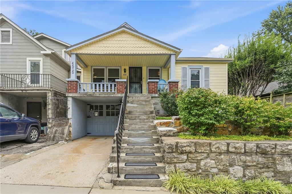 4515 Cambridge Street Property Photo 3