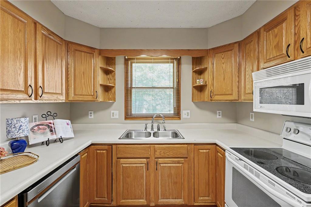 17 Sandi Circle Property Photo 8