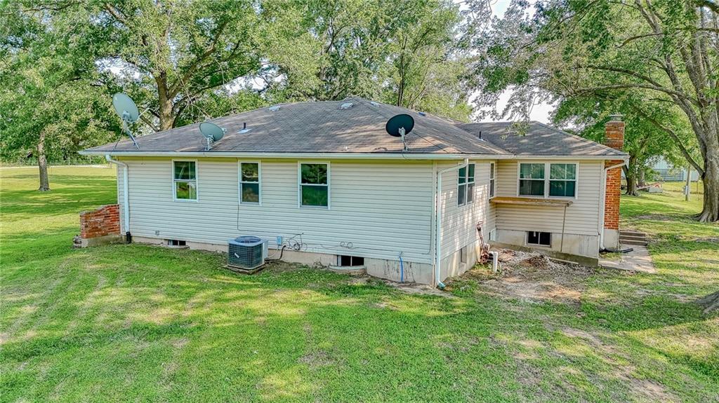 740 Nw 1101st Road Property Photo 28