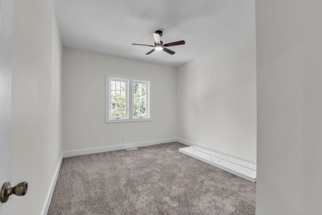607 N Mead Street Property Photo 21