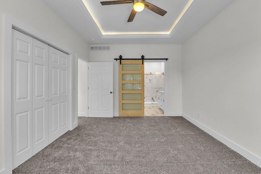 607 N Mead Street Property Photo 29