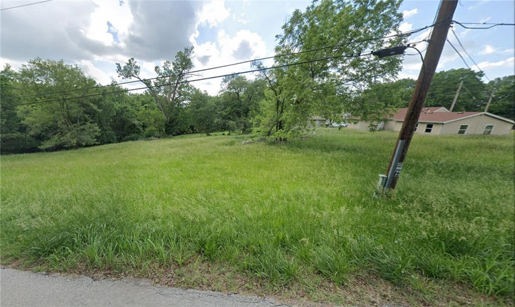 9021 E 31st Street Property Photo 2