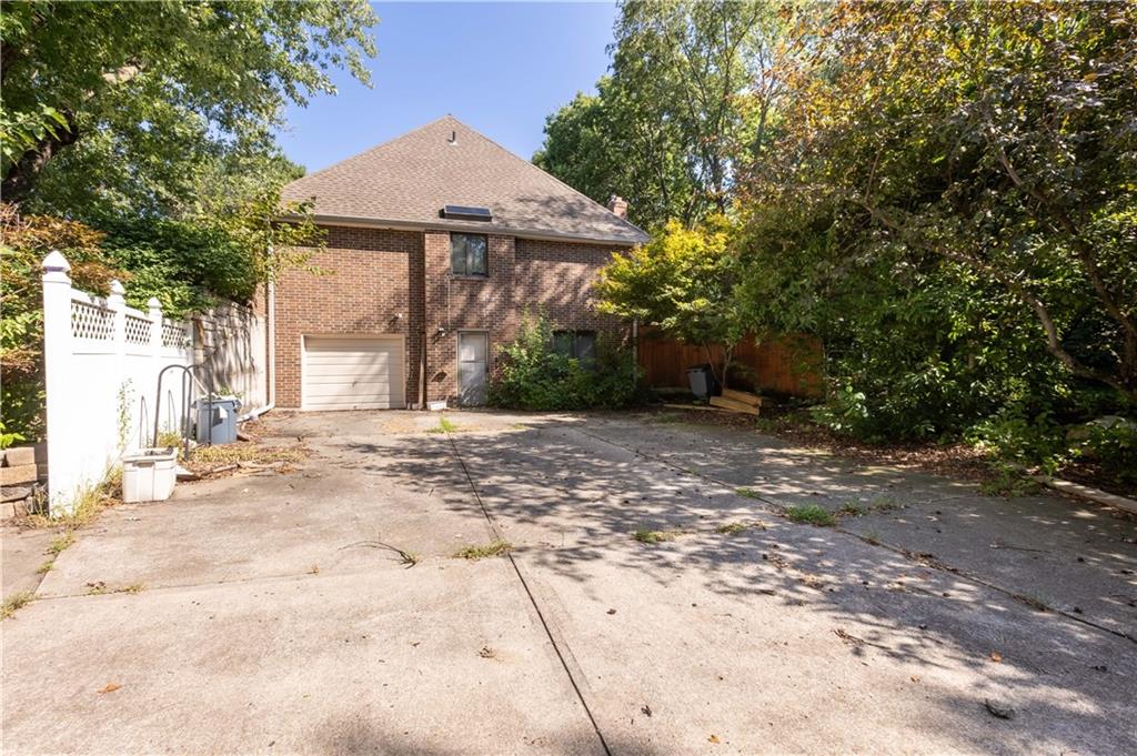 715 Sunset Lane Property Photo 6