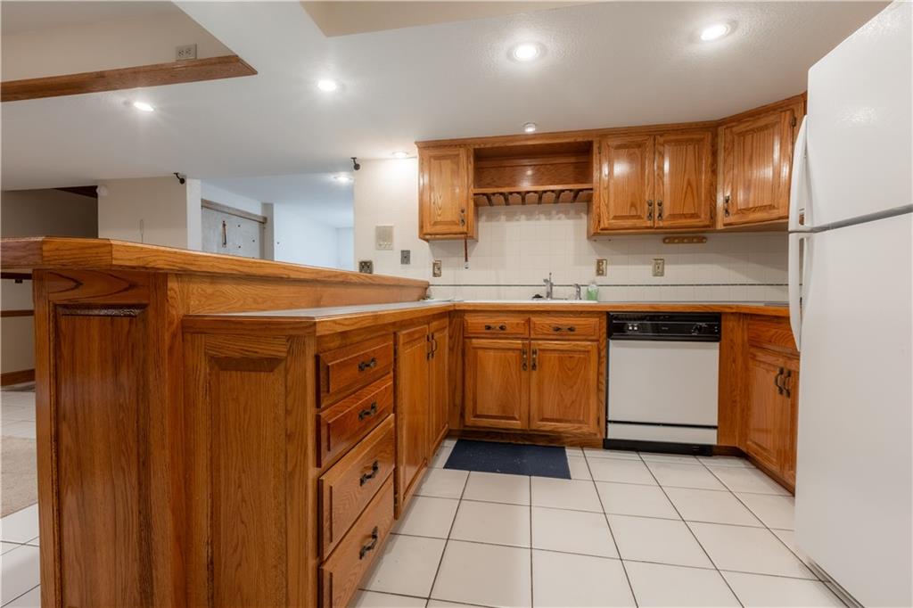 715 Sunset Lane Property Photo 39