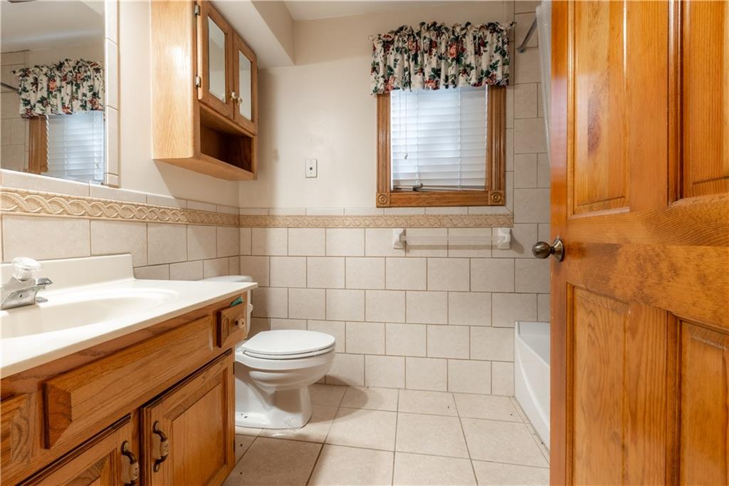 715 Sunset Lane Property Photo 41