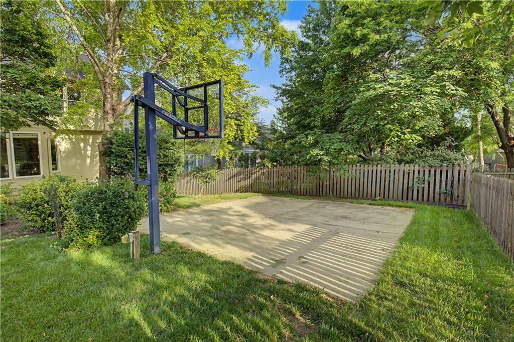 7228 Widmer Road Property Photo 34