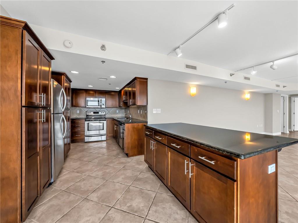 600 E Admiral Boulevard Property Photo 1