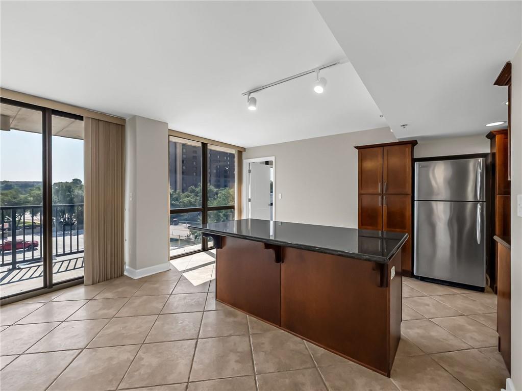 600 E Admiral Boulevard Property Photo 21