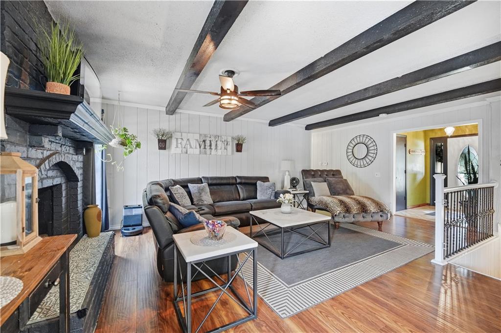 914 Gregory Street Property Photo 14