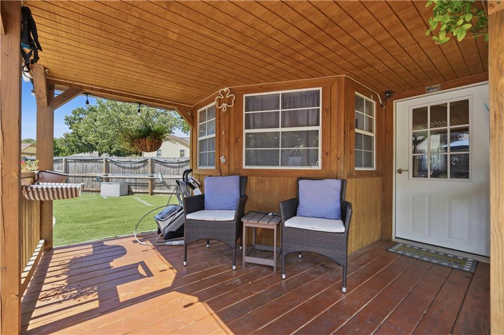 914 Gregory Street Property Photo 37