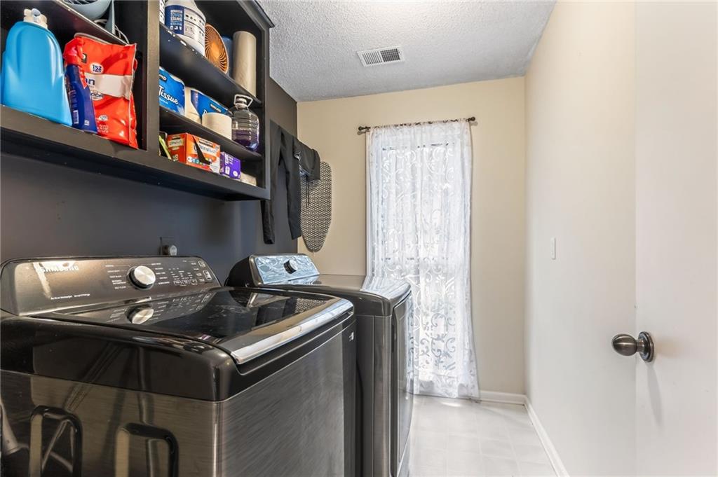 8216 Nw Delta Drive Property Photo 31