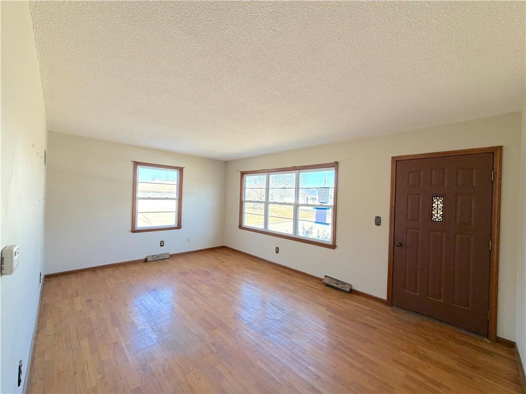 1412 Ridgeway Drive Property Photo 3