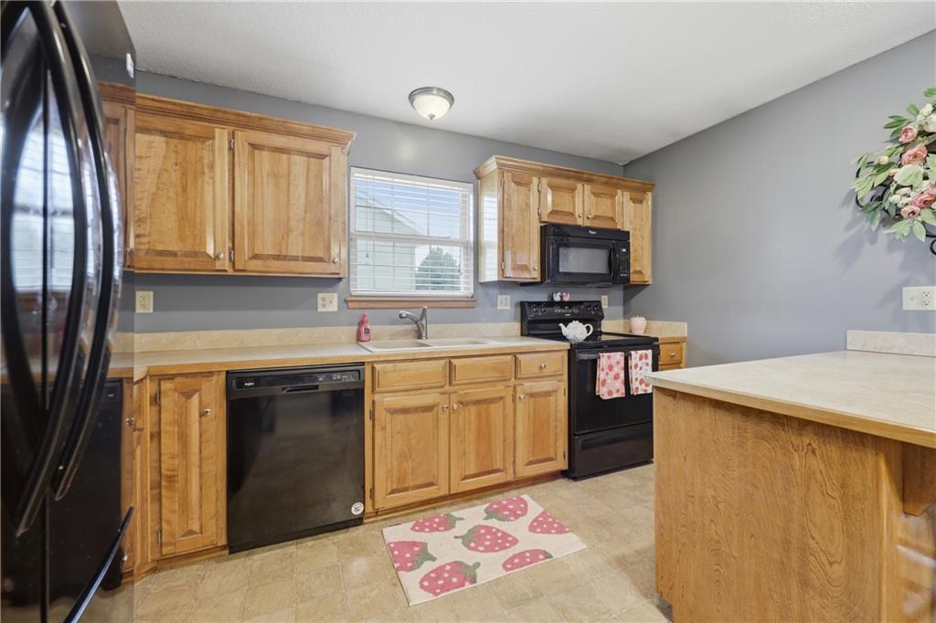 309 E Phillips Street Property Photo 6